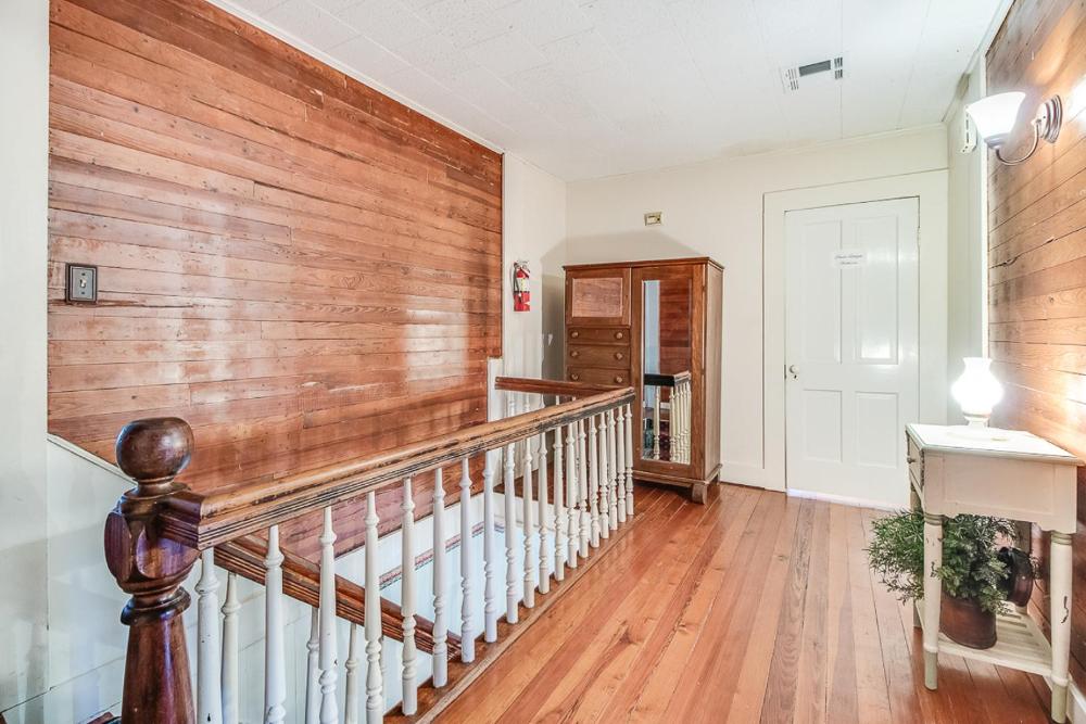 Quadruple Room with Private Bathroom interior